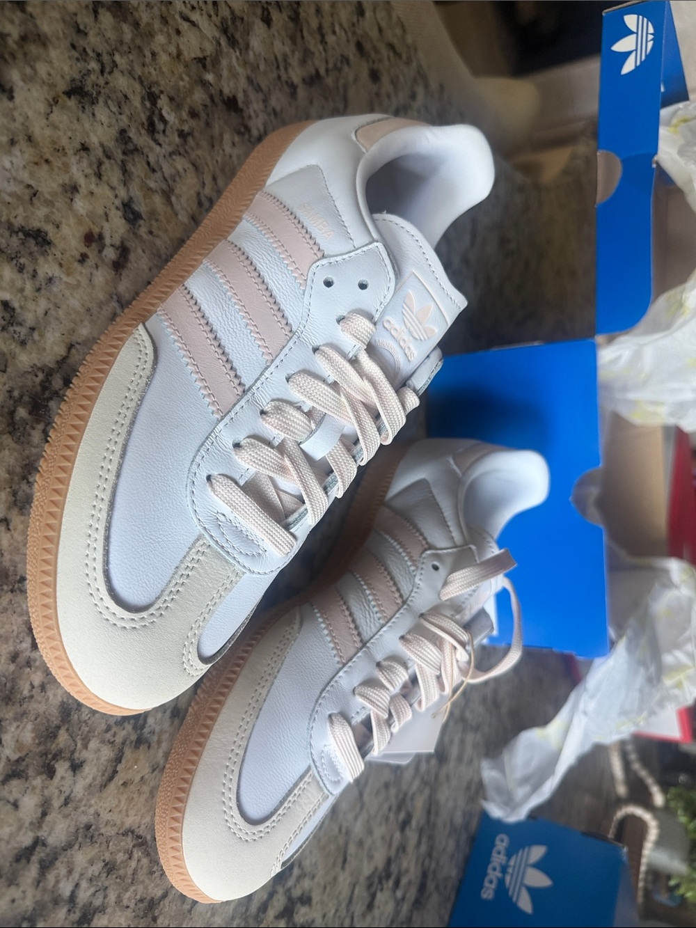 adidas White & Pale Pink Classic Original Sambas NEW WOMENS 8 MENS 7